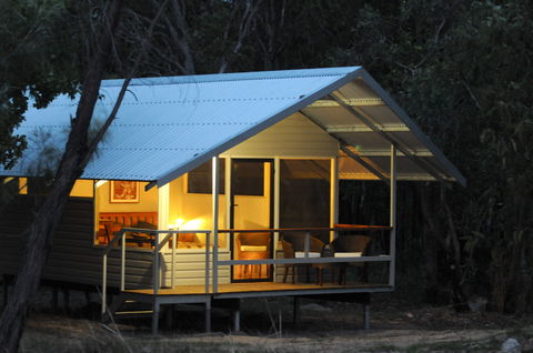 Davidsons Arnhemland Safari Lodge - Accommodation Batemans Bay 0