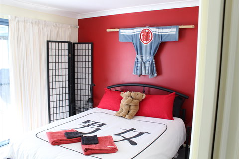 Golf At Glasshouse Rocks - Accommodation Batemans Bay 0