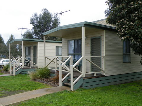 Hamilton Caravan Park - Accommodation Batemans Bay 1