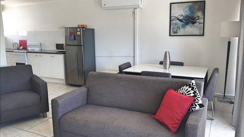 Jadran Motel And El Jays Holiday Lodge - Accommodation Batemans Bay 2