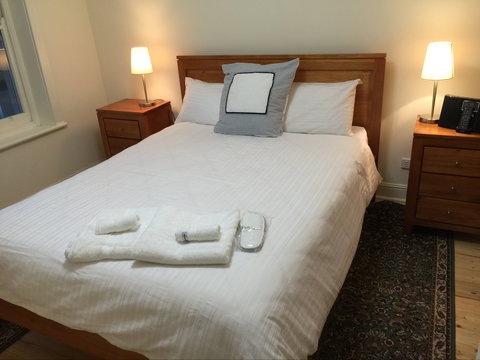 MacDonnell House, Naracoorte - Accommodation Batemans Bay 2