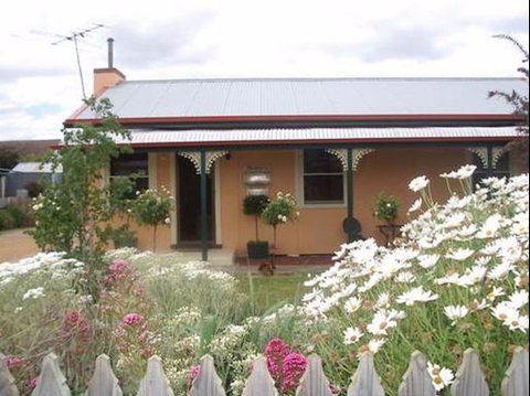 Ruby's Cottage - Accommodation Batemans Bay 0