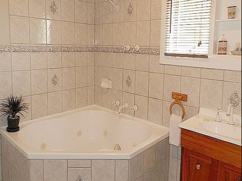 Ruby's Cottage - Accommodation Batemans Bay 2