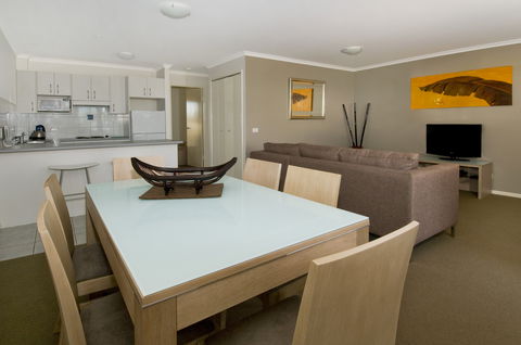South Pacific Apartments - Accommodation Batemans Bay 0