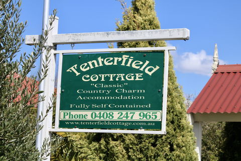 Tenterfield Luxury Historic Cottage - Accommodation Batemans Bay 1