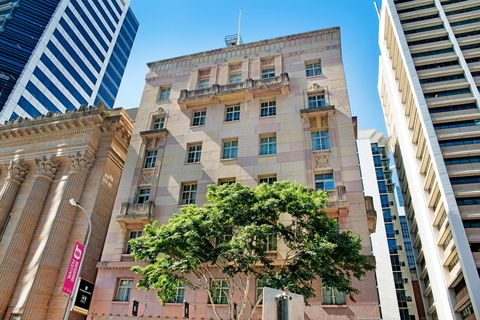 ULTIQA Rothbury Hotel - Accommodation Batemans Bay 0