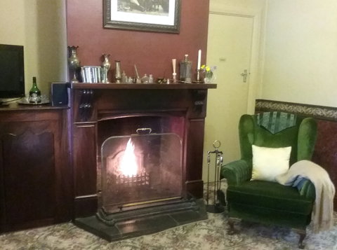 Walnut Cottage - Accommodation Batemans Bay 1