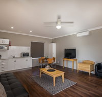 Akuna Motor Inn - Accommodation Batemans Bay