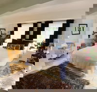 Bangalow Studio Apartment - Accommodation Batemans Bay