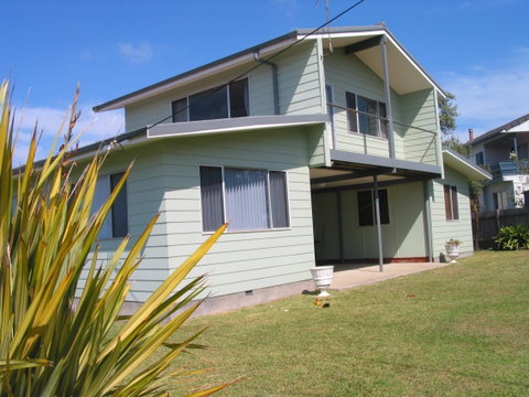 Berrara Cove Beach House - Accommodation Batemans Bay 2