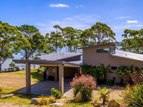 Cloudy Bay Lagoon Estate - Accommodation Batemans Bay 1