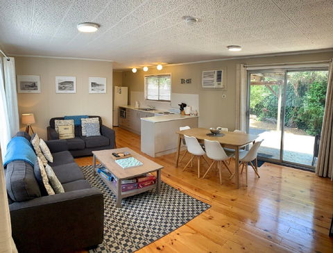 Crows Nest - Accommodation Batemans Bay 0