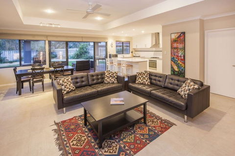 Dave's Digs - Accommodation Batemans Bay 1