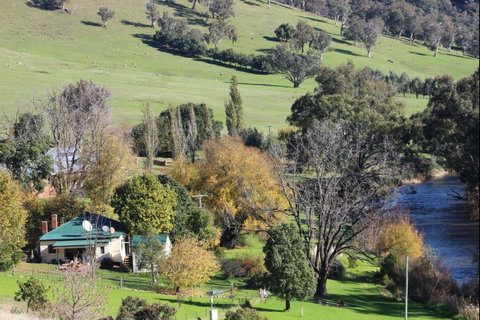 Elm Cottage Tumut - Accommodation Batemans Bay 1