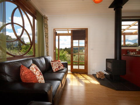 Elvenhome Farm Cottage - Accommodation Batemans Bay 0
