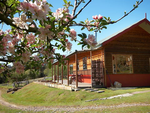 Elvenhome Farm Cottage - Accommodation Batemans Bay 1
