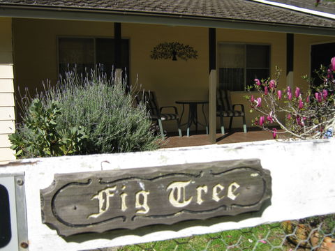 Figtree Cottage - Accommodation Batemans Bay 0
