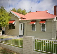 Gipps Street Cottage - Open - Accommodation Batemans Bay
