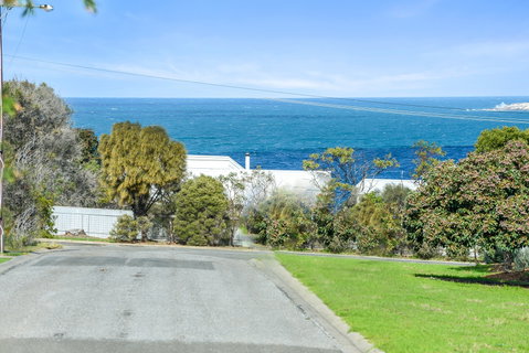 Islandview - Hayborough - Accommodation Batemans Bay 1