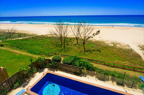 Pelican Sands Beach Resort - Accommodation Batemans Bay 0