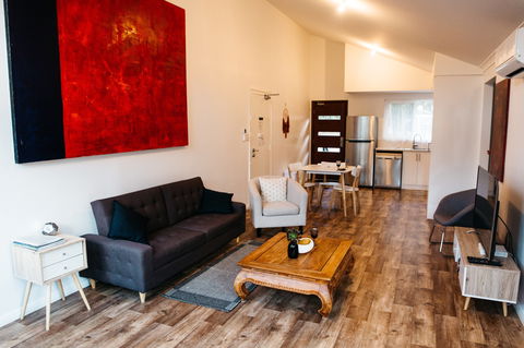 Premalaya - Accommodation Batemans Bay 2