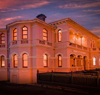 Roxburgh House Apartments - Accommodation Batemans Bay