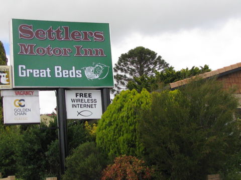 Settlers Motor Inn - Accommodation Batemans Bay 0