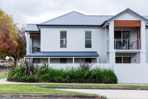 Stay Bathurst - Accommodation Batemans Bay 0