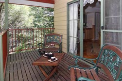 Eagle Hammer Cottages - Accommodation Batemans Bay 3
