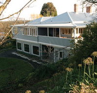 Azidene House - Accommodation Batemans Bay