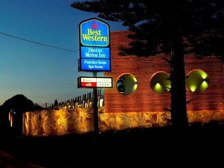 Drouin VIC Accommodation Batemans Bay