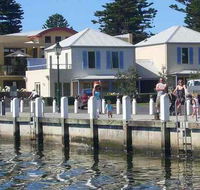 Dockside Waterfront Indulgence - Accommodation Batemans Bay