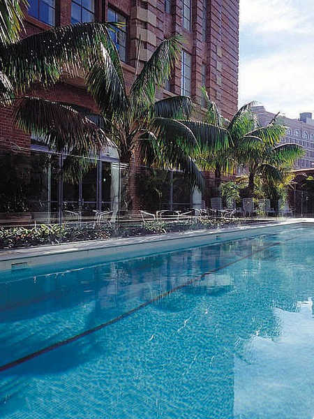 Adina Apartment Hotel Sydney, Central - Accommodation Batemans Bay 4