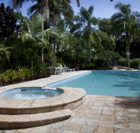 Oasis Apartments and Treetop Houses - Accommodation Batemans Bay