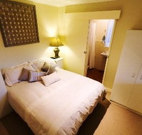 The Dragonfly B  B - Accommodation Batemans Bay