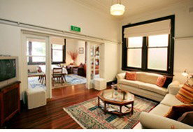 The Bank Guest House & Tellers Restaurant - Accommodation Batemans Bay 2