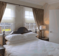 Wallacia Hotel - Accommodation Batemans Bay