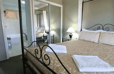 Ashby House Motor Inn - Accommodation Batemans Bay 1