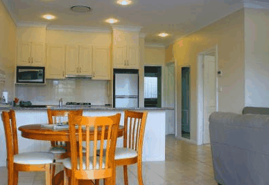 Cadman Apartments - Accommodation Batemans Bay 2