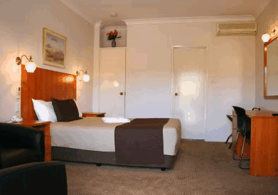 Cadman Apartments - Accommodation Batemans Bay 4