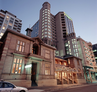 Carlton Crest Hotel - Accommodation Batemans Bay