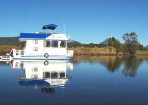 Tweed River House Boats - Accommodation Batemans Bay 3