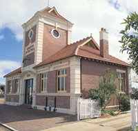 Merredin Town Hall - Accommodation Batemans Bay