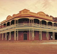 State Hotel - Accommodation Batemans Bay