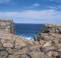 The Gap and Natural Bridge - Accommodation Batemans Bay