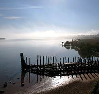 Old Number Four Barge - Accommodation Batemans Bay