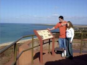 Hummock Hill Lookout - Accommodation Batemans Bay 0