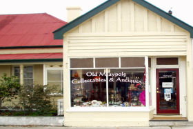 Old Maypole Collectables & Antiques - Accommodation Batemans Bay 0