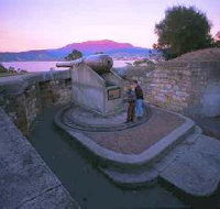 Kangaroo Bluff Historic Site - Accommodation Batemans Bay
