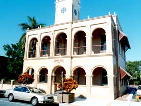 Mackay Town Hall - Accommodation Batemans Bay 0